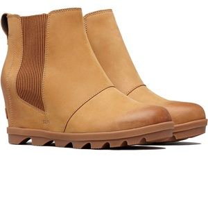 Sorel Chelsea Wedge Boot Size 8